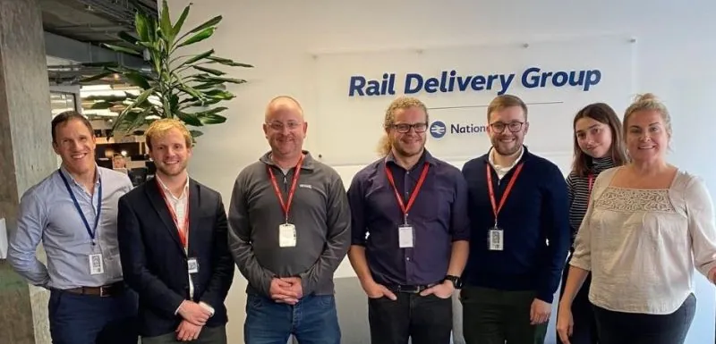 Rail Delivery Group - Green Travel Pledge